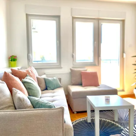 Lux Apartman Terasa